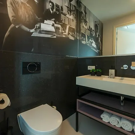 Artistic Lena Milius Apartment Tilburg